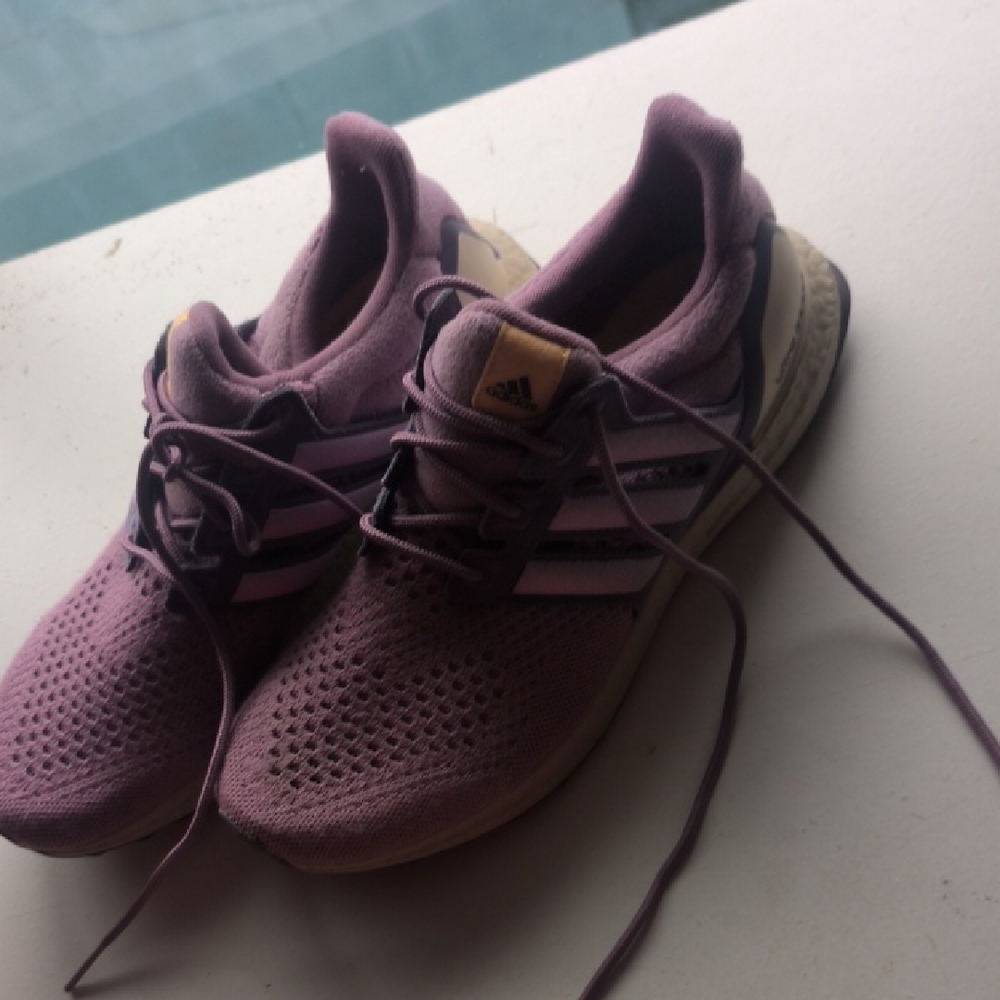 Adidas Women's Lavender Athletic Shoes
